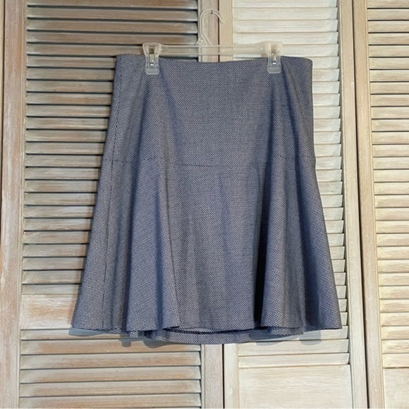 Tommy Hilfiger Dresses & Skirts - Tommy HILFIGER blue a-line skirt with geometric pattern blue white size:12